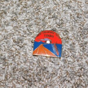 VINTAGE Old Shawnee Days 1990 Pin